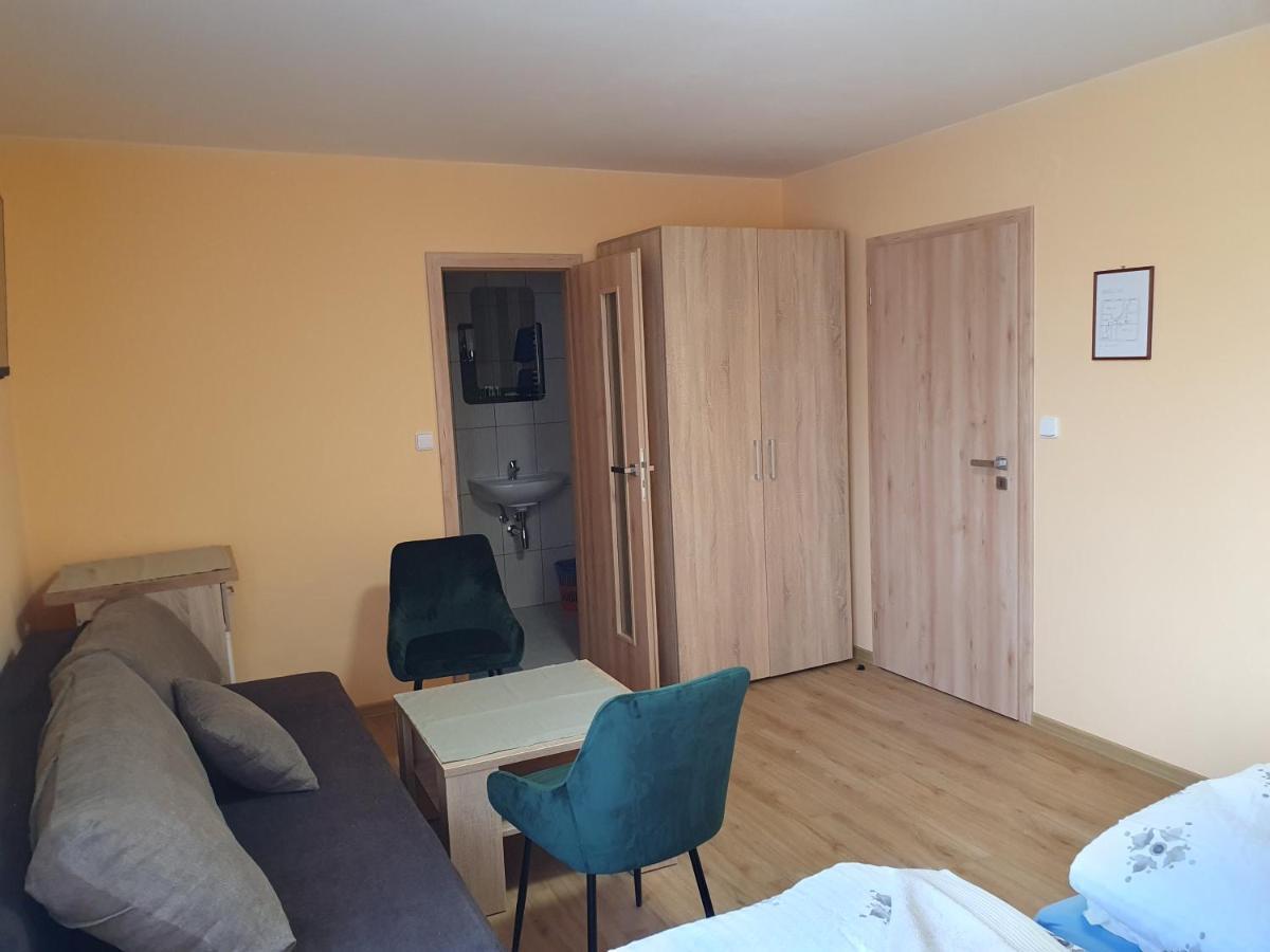 Pension Zeleny Strom Mikulov Exterior photo